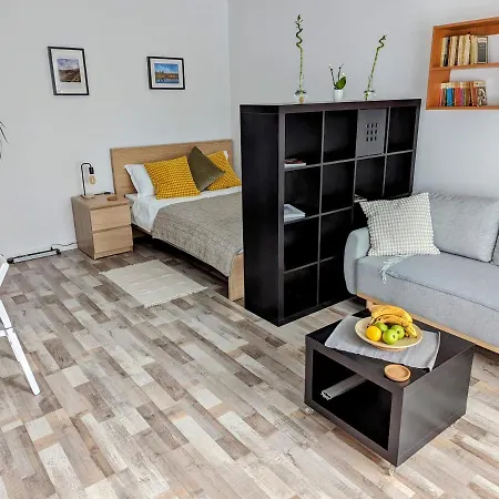 Sebastian Studio Apartment Bucarest Esterno foto